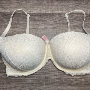 PINK bra. Size 36DDD.